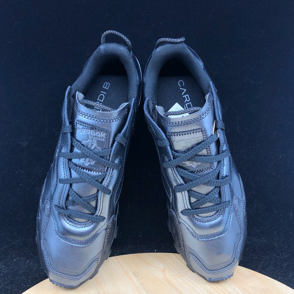 NEW Women’s Size 10.5 Men 9 Reebok x Cardi b - Picture 9 of 11